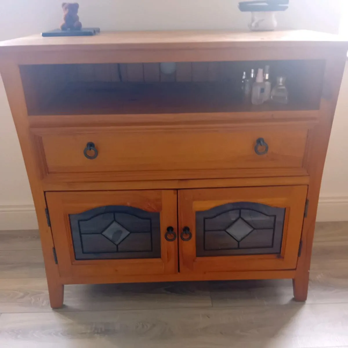 Tv / storage unit - Image 1