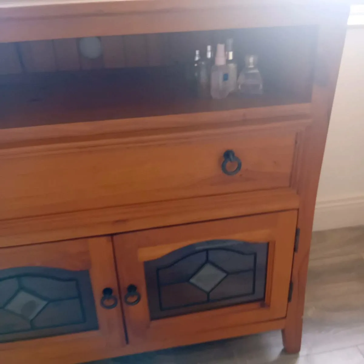 Tv / storage unit - Image 3