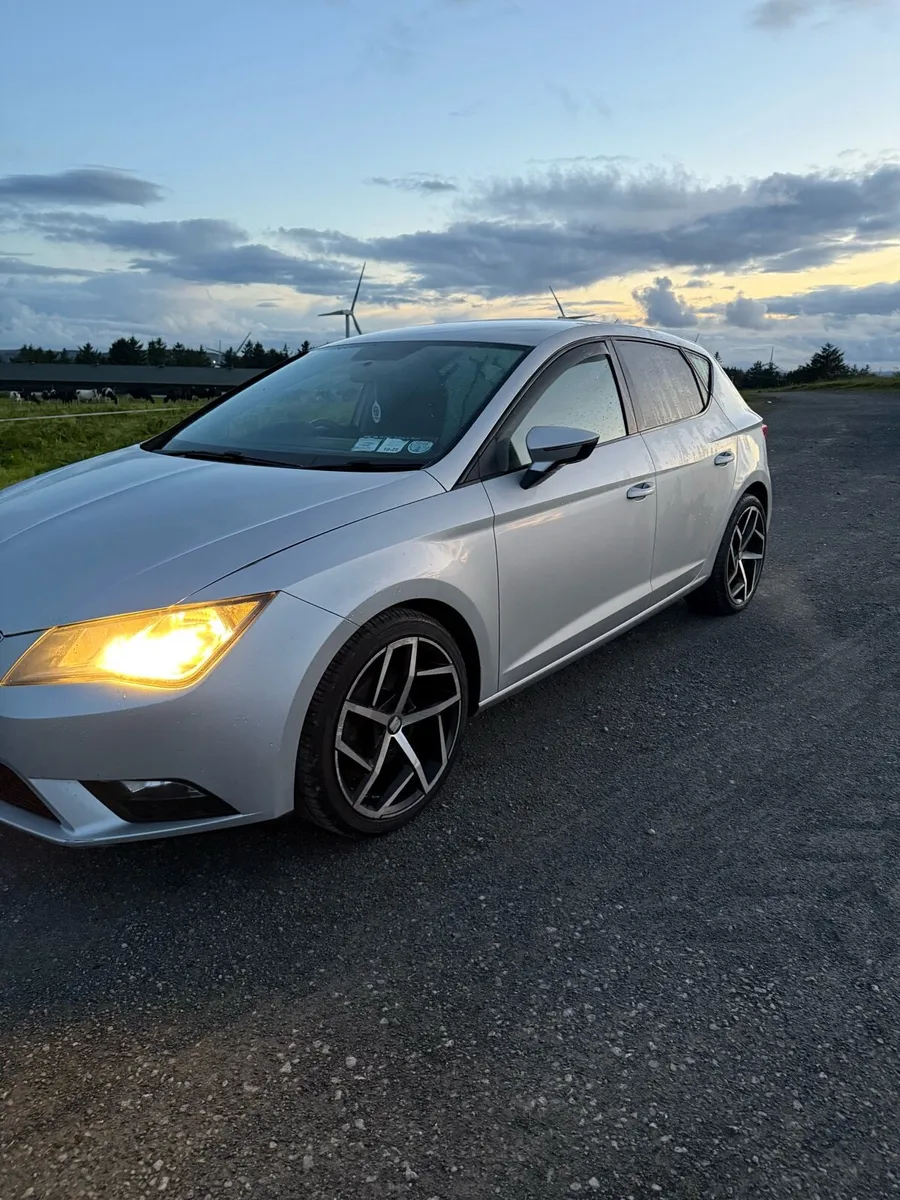 Car - Image 2