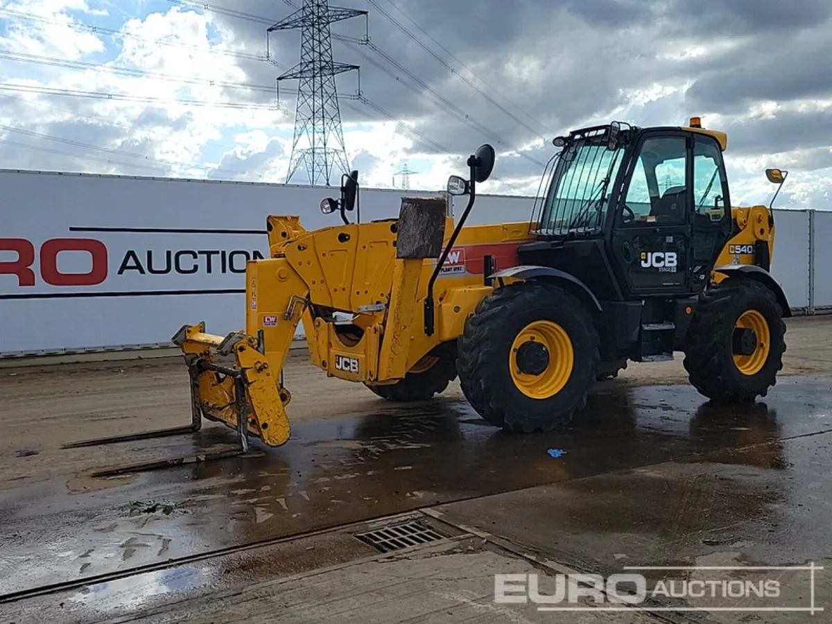 2021 JCB 540-200 - Image 1