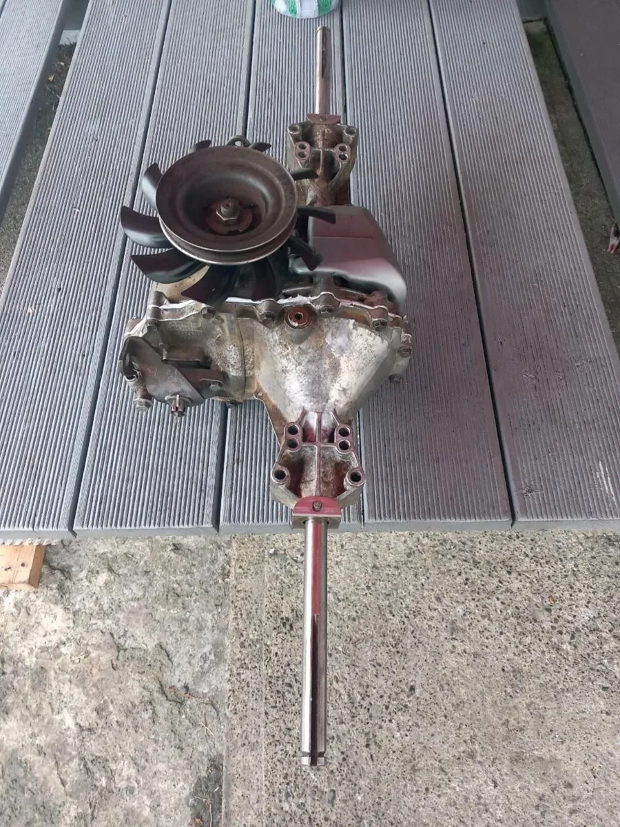 Hydro-gear hydrostatic T2 transmission for sale - Image 4