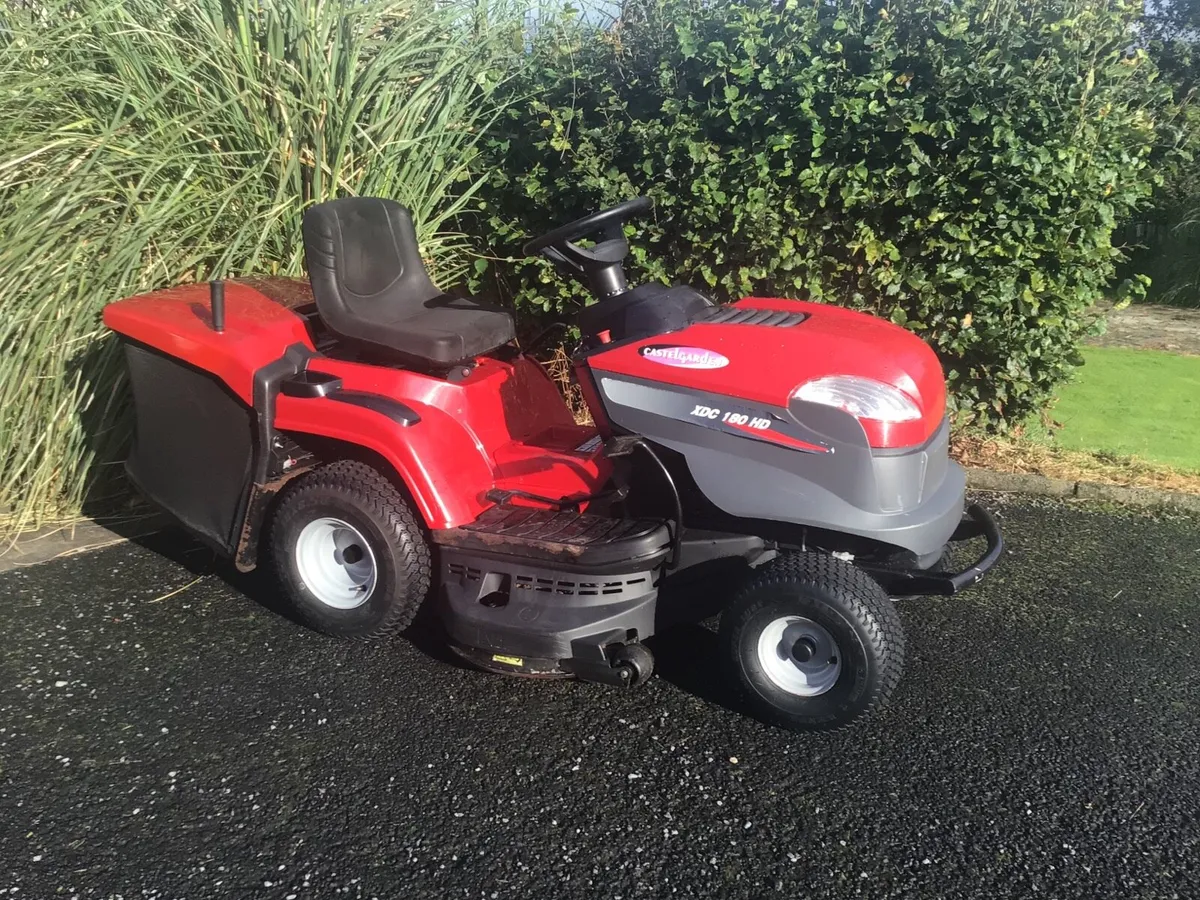 Castlegarden 18 HP  12 2019 ride on lawnmower - Image 1