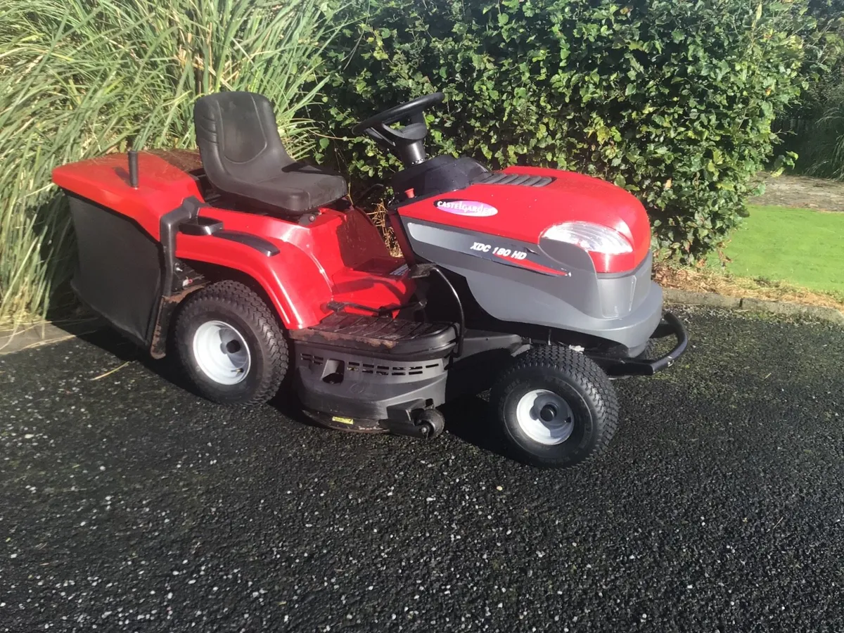 Castlegarden 18 HP  12 2019 ride on lawnmower - Image 4