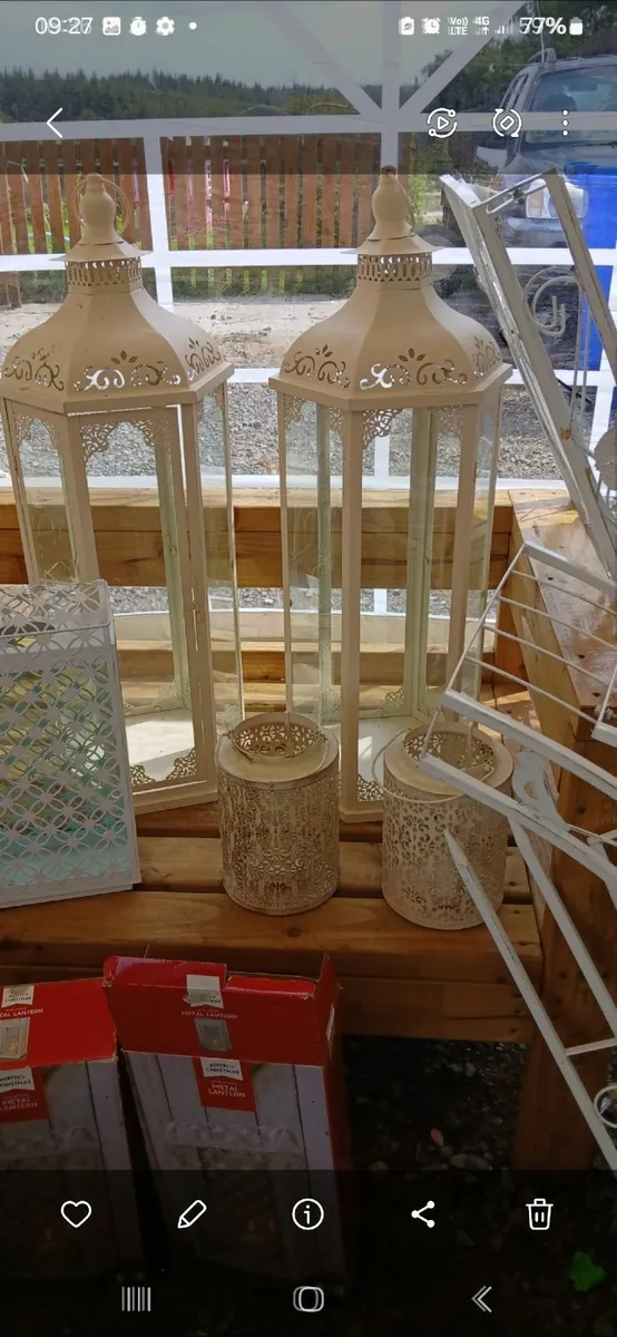 Wedding decorations for sale last few bits cheap - Image 1