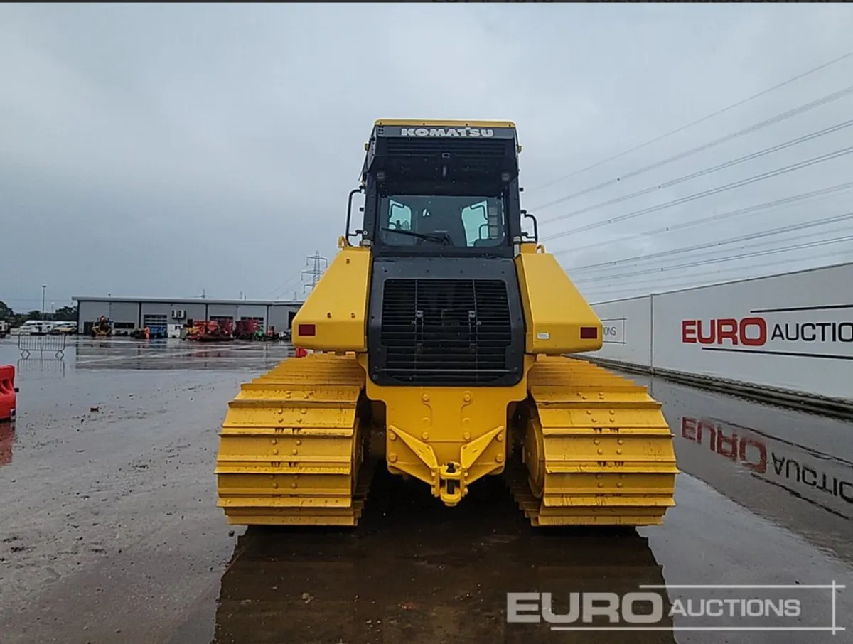 2023 Komatsu D61PXI-24 - Image 3