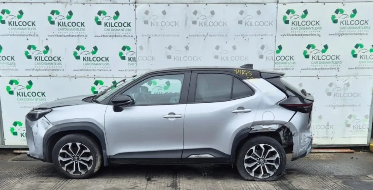 2023 YARIS CROSS