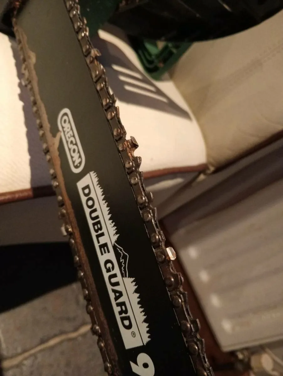 Electric chainsaw - Image 4