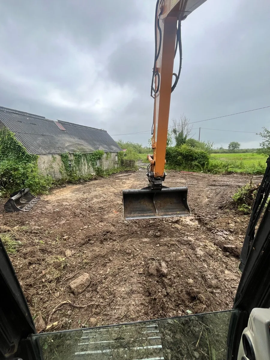 HEDGE CUTTING &DIGGER HIRE - Image 4