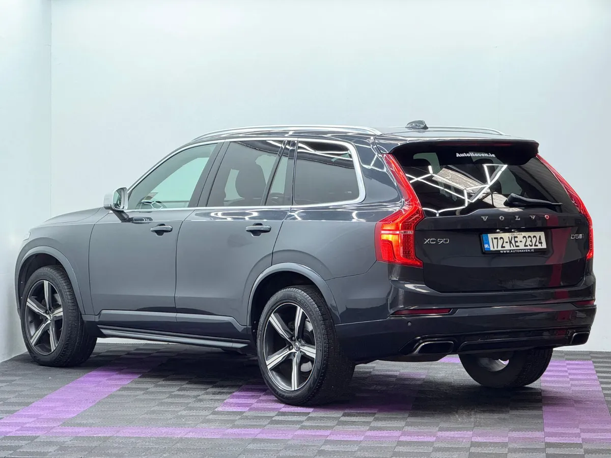 2017 Volvo XC90 R Design 2.0D, Automatic - Image 4