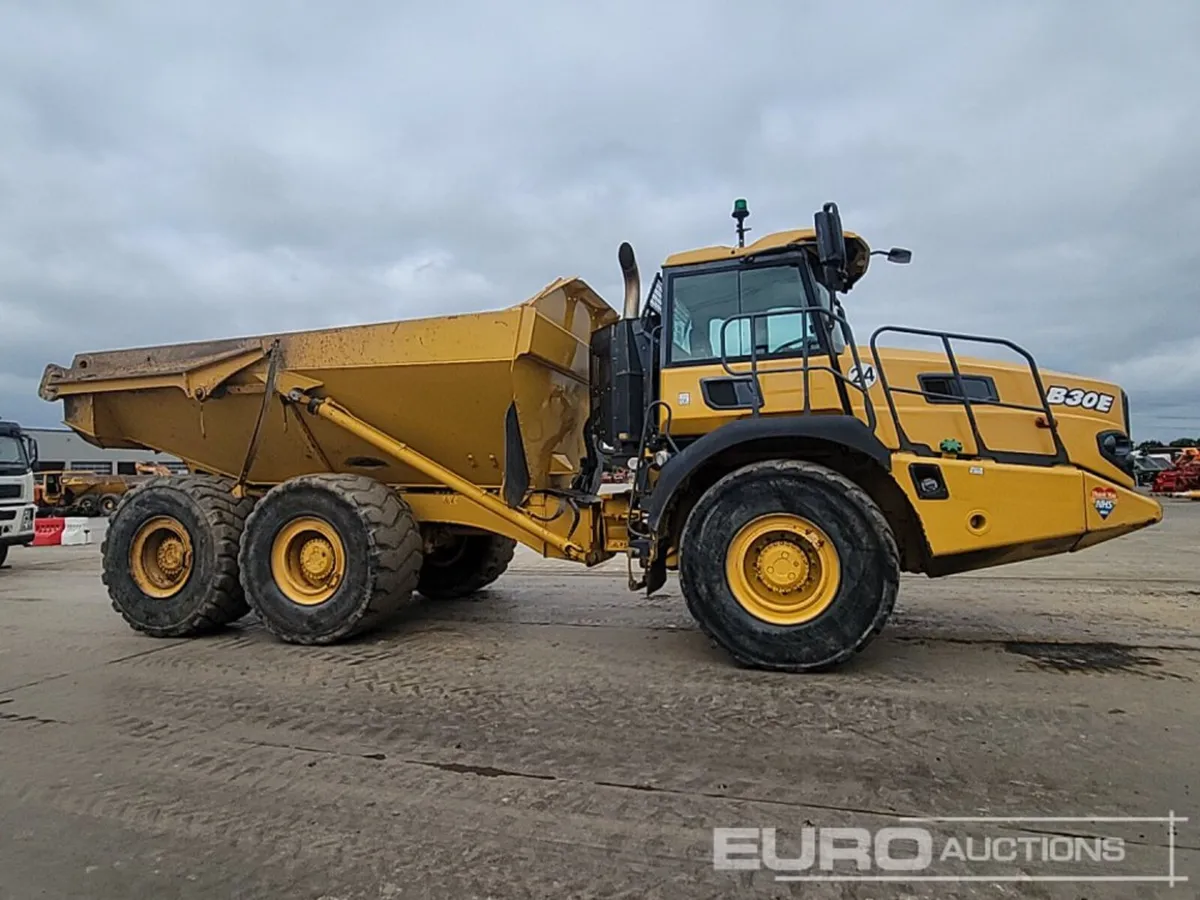 2020 Bell B30E - Image 4