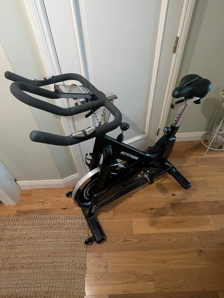 Exercise bike - Image 1