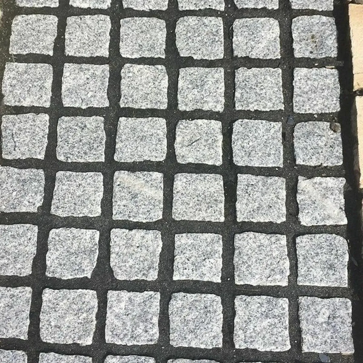 Granite Steps Paving Cobbles - Image 3