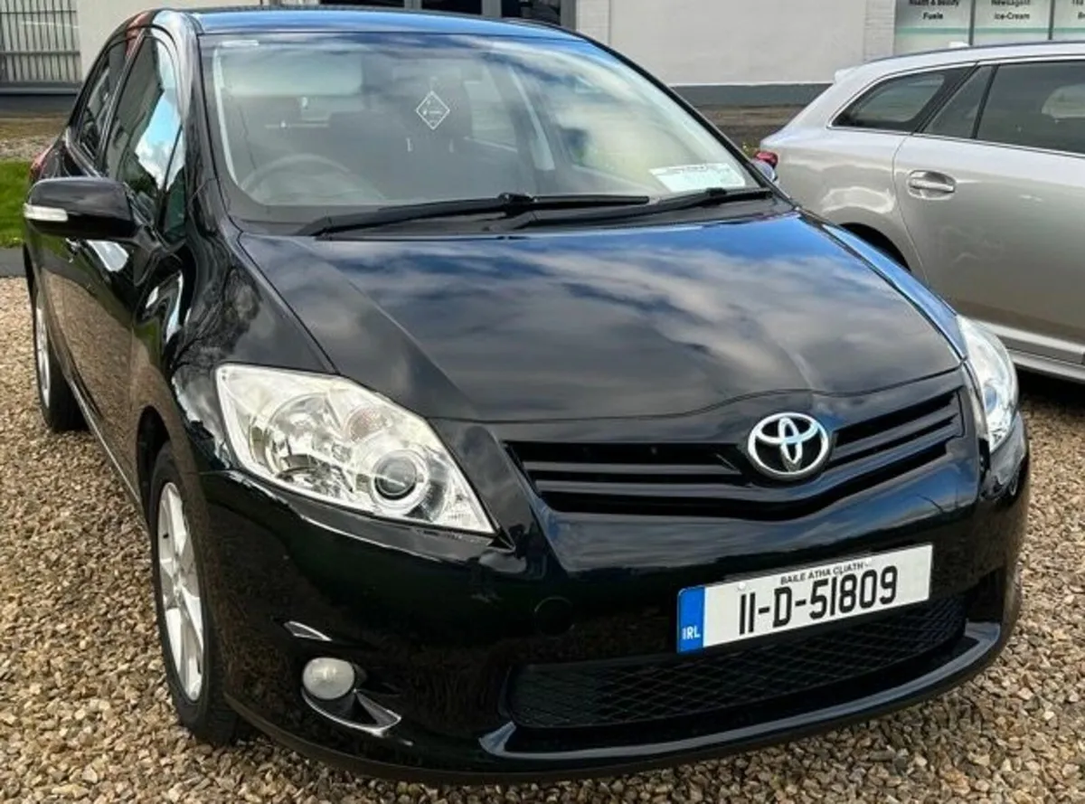Toyota Auris 2011 - Image 3