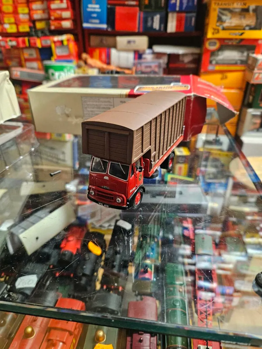 Corgi Cattle Livestock Truck 1.50 - Image 1