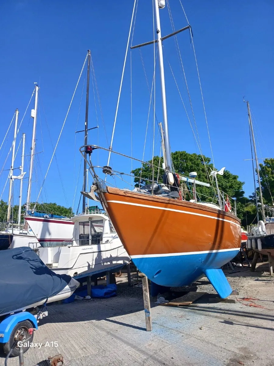 Sovereign 32 yacht - Image 1