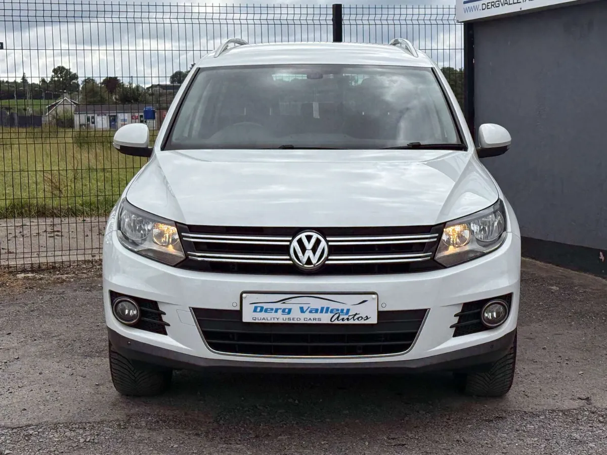 Volkswagen Tiguan 2015 - Image 2