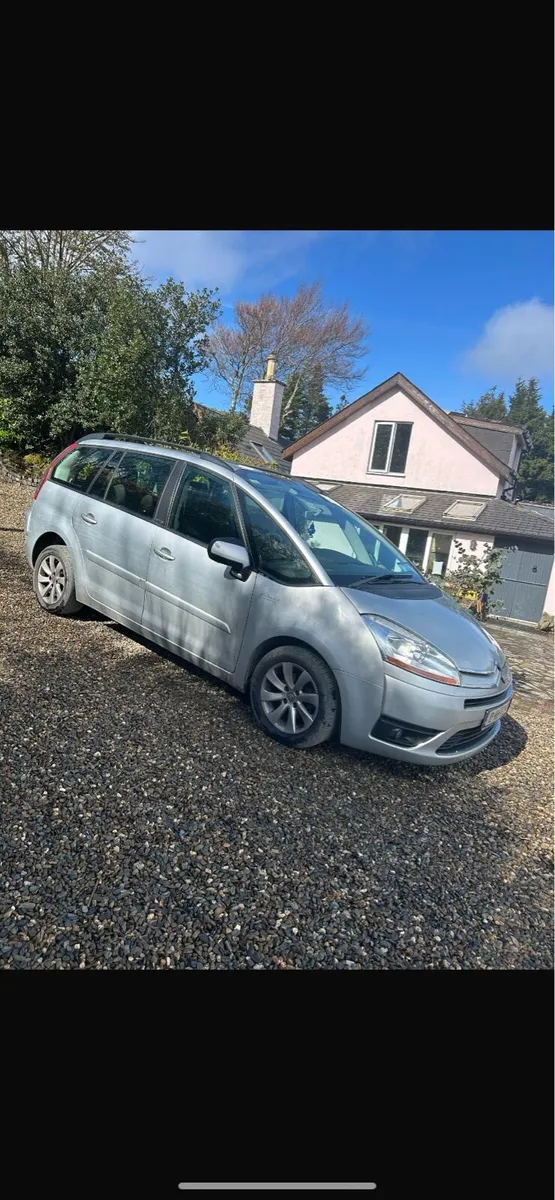 Car - Image 1