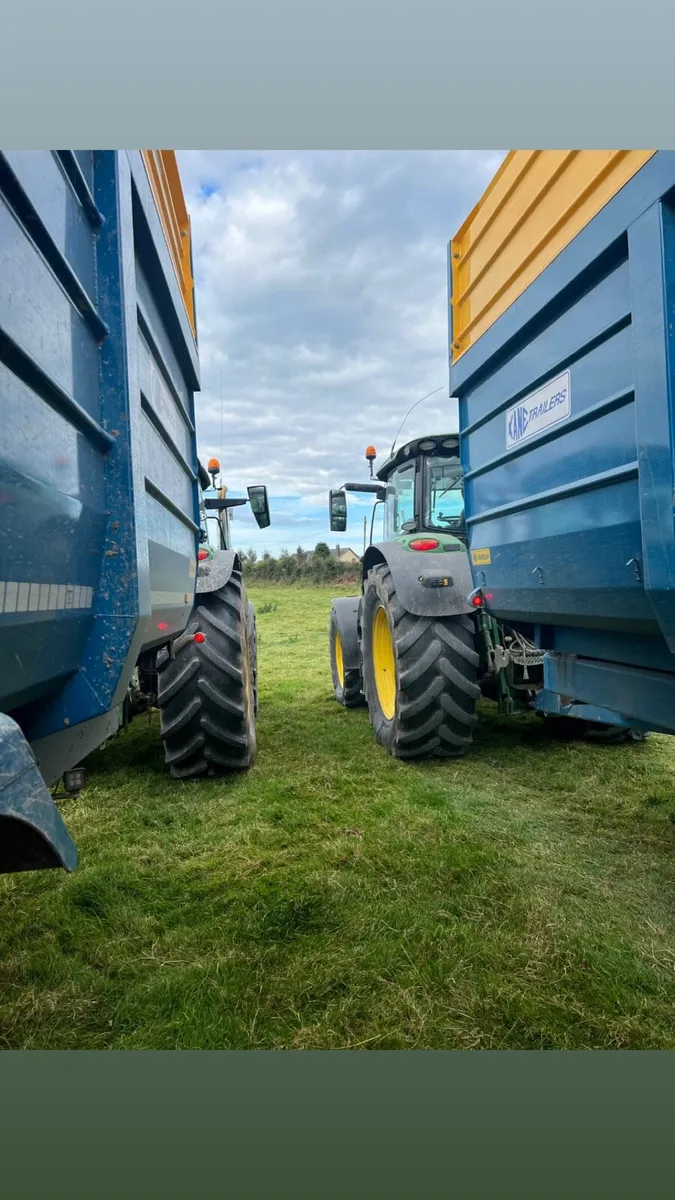20 Tonne Dump Trailer Hire With 180/240hp Tractor - Image 3