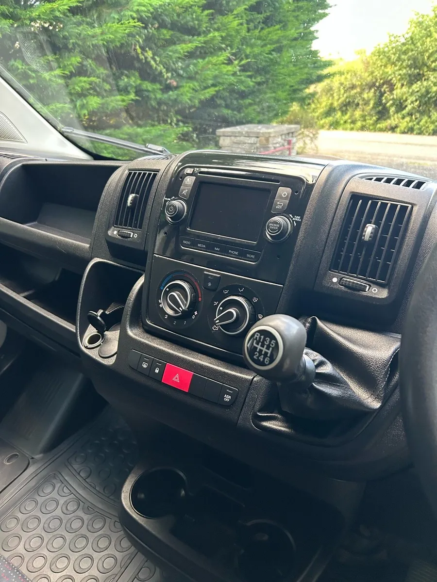 2017 Peugeot Boxer 2.0 - Image 2
