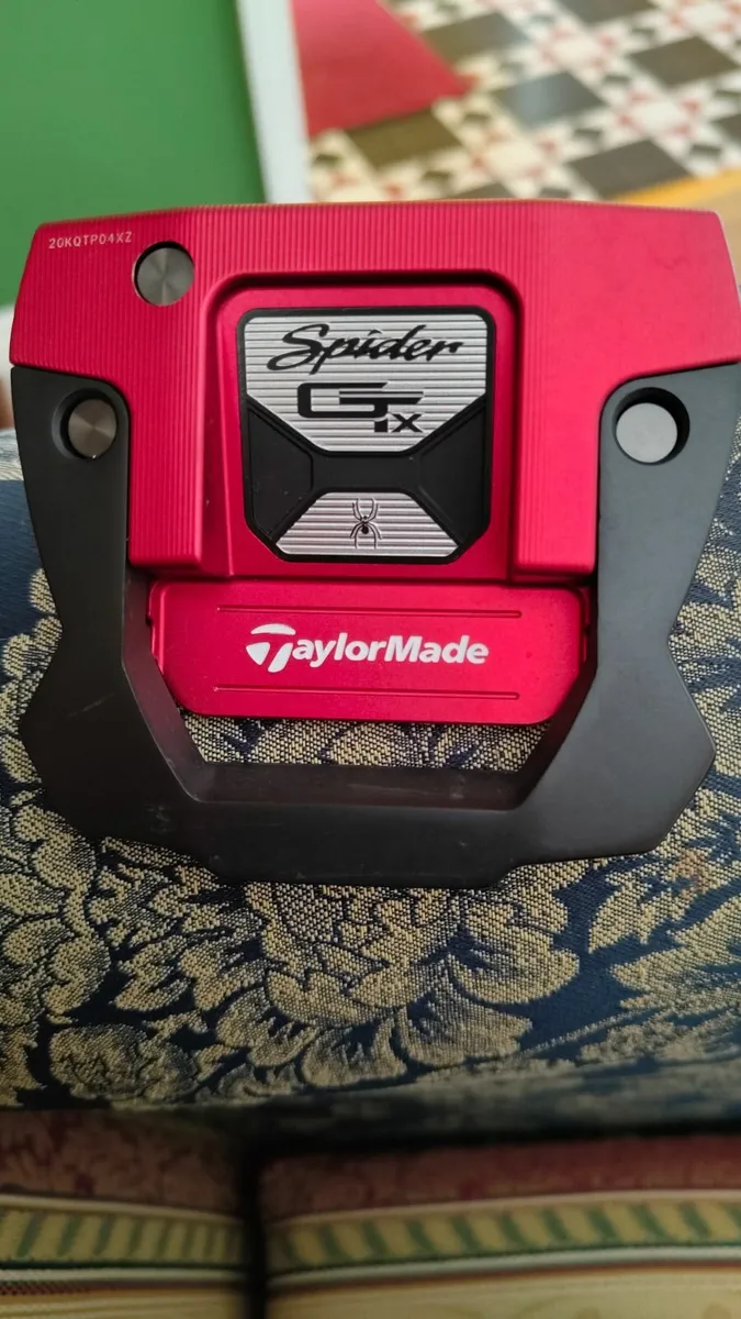 Golf putter - Image 1