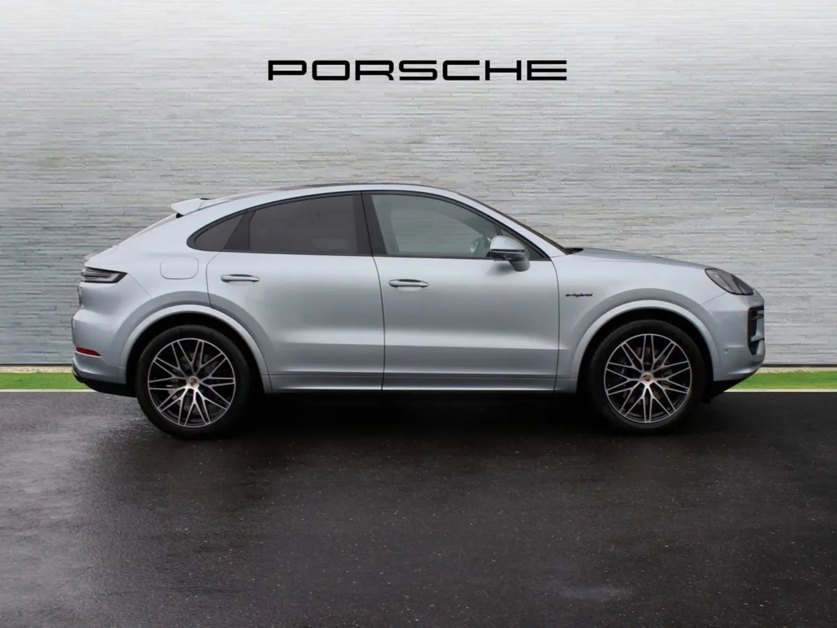 Porsche Cayenne 3.0 E-hybrid Phev Auto - Image 4