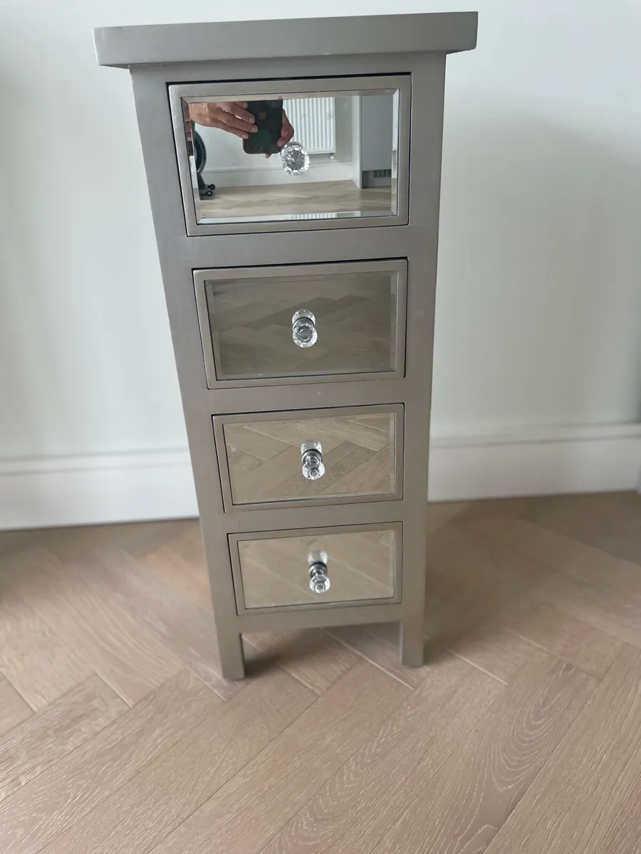 Cabinet glass mirror - Image 1