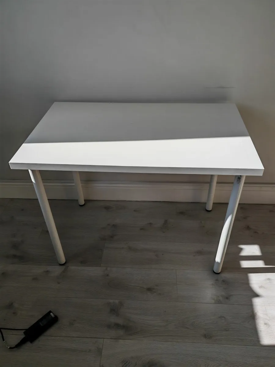 White Desk - Image 3