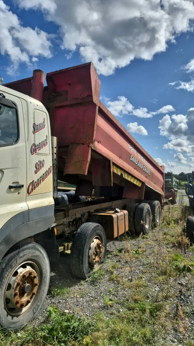 Lorry - Image 2