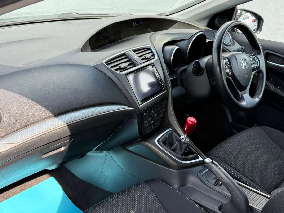 Honda Civic 2016 - Image 4
