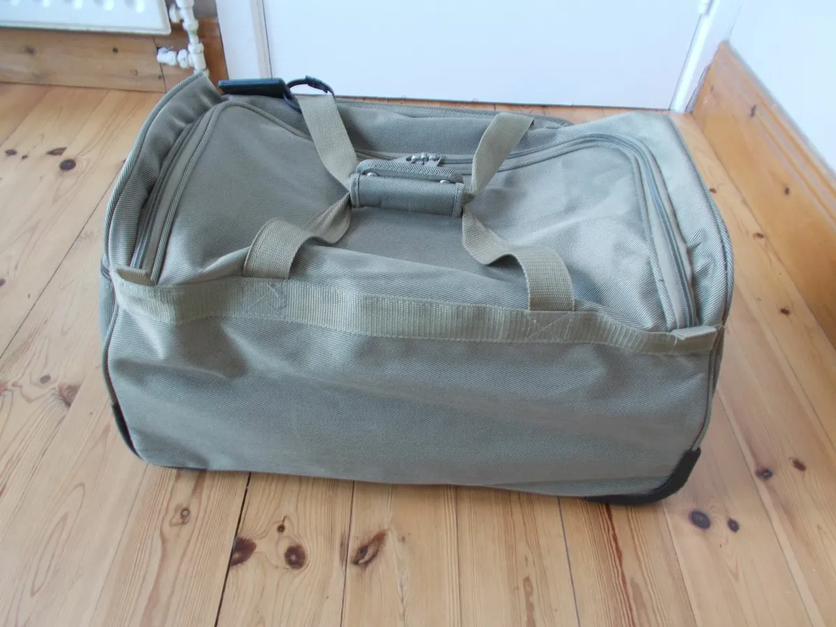 Two Wheeled Luggage Suitcase - Image 3