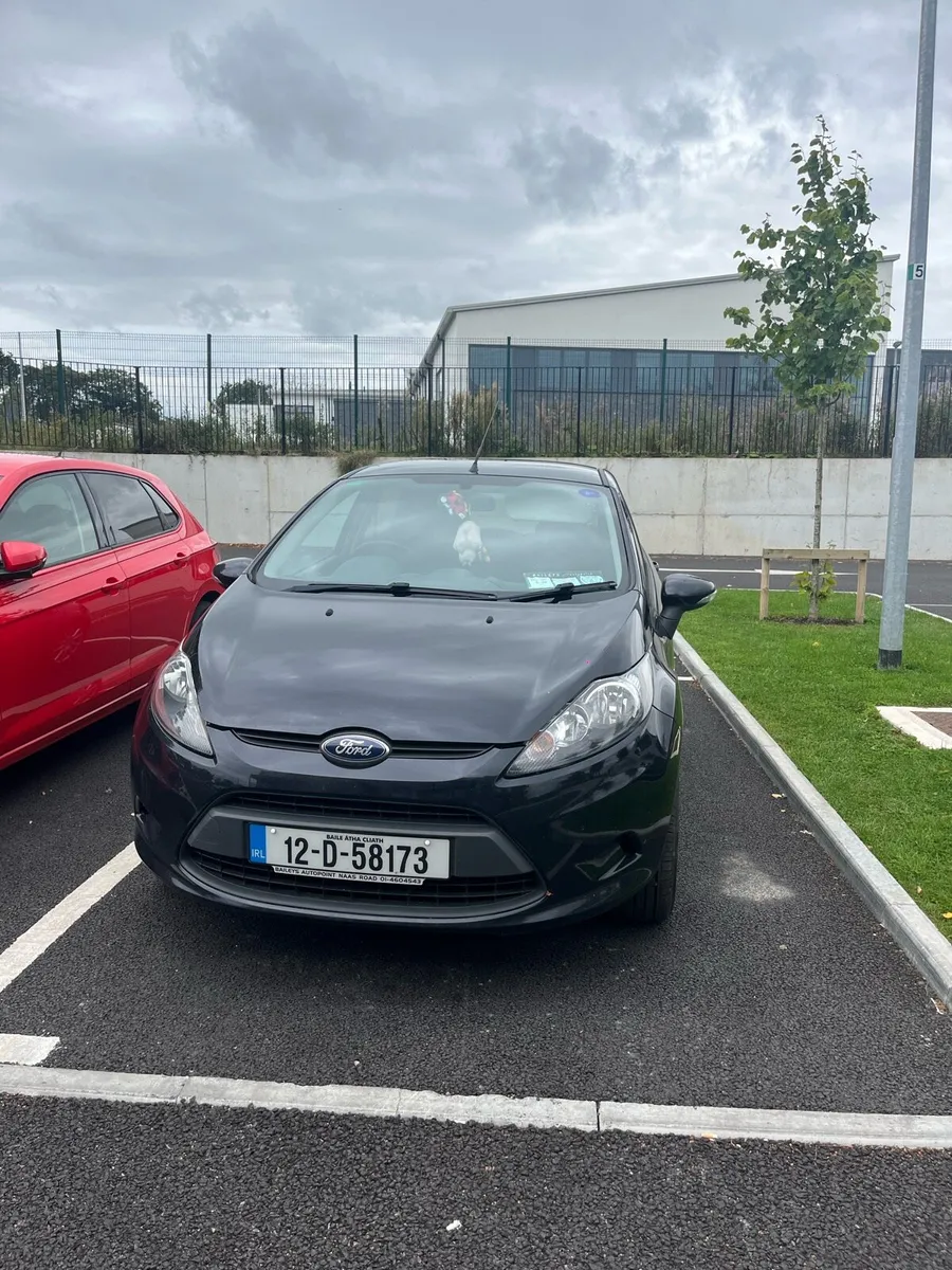 Car - Image 2