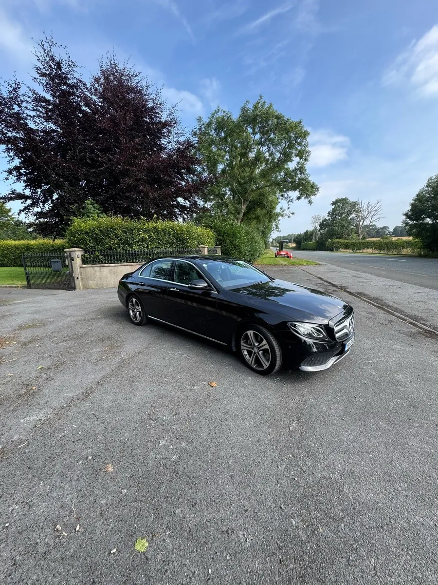 Mercedes Benz E Class - Image 2