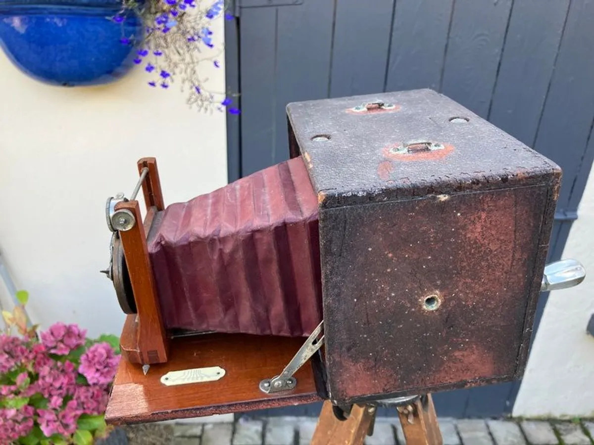 antique camera - Image 4