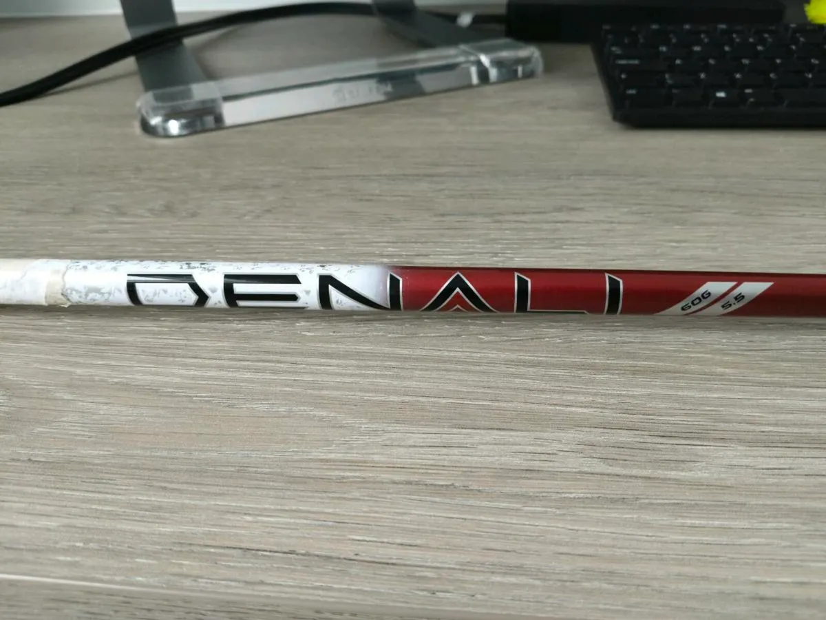Titleist TSR2 5 Wood - Image 4