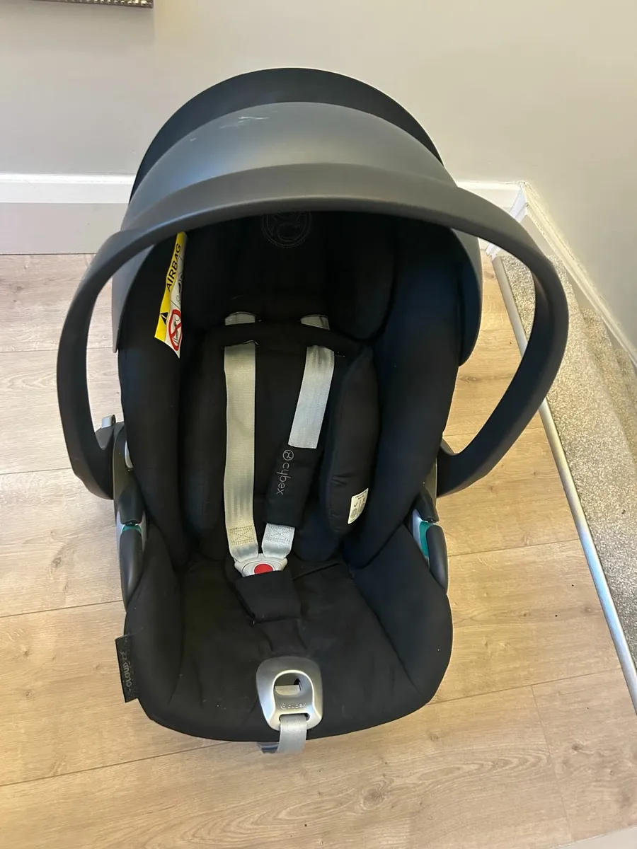 Cybex Cloud T Plus Rotating Baby Car seat & base - Image 2