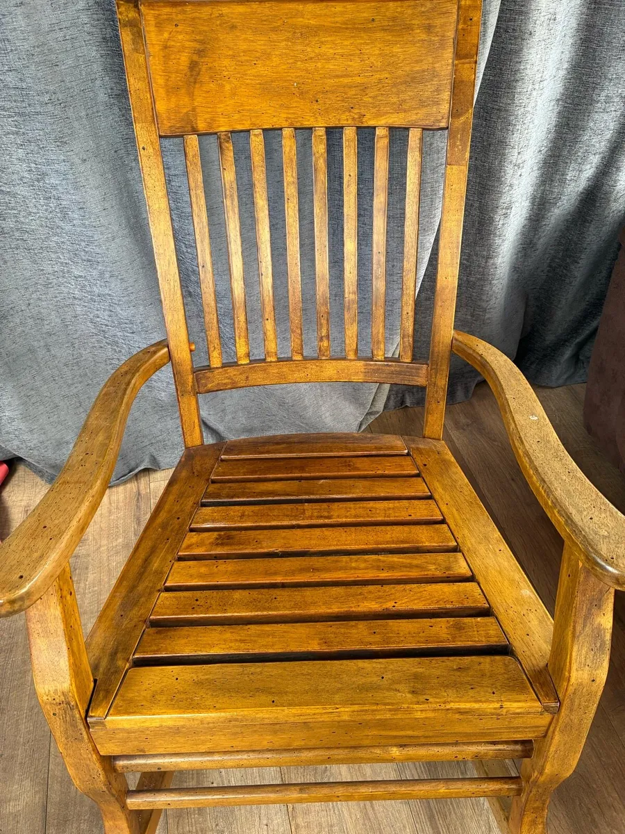 Rocking chair - Image 1