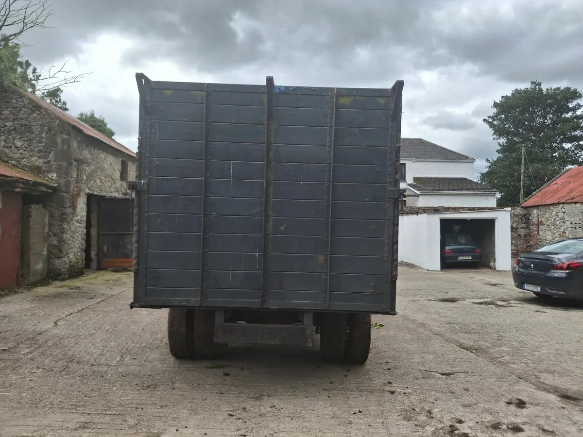 Cattle Trailer - Image 4