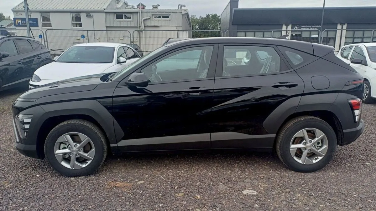 Hyundai Kona 1.6 Hybrid Signature Auto - Image 4