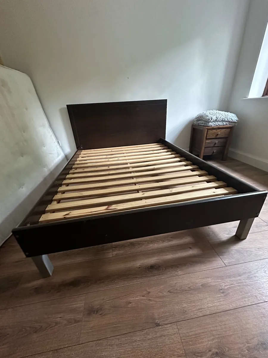 Double bed frame - Image 1