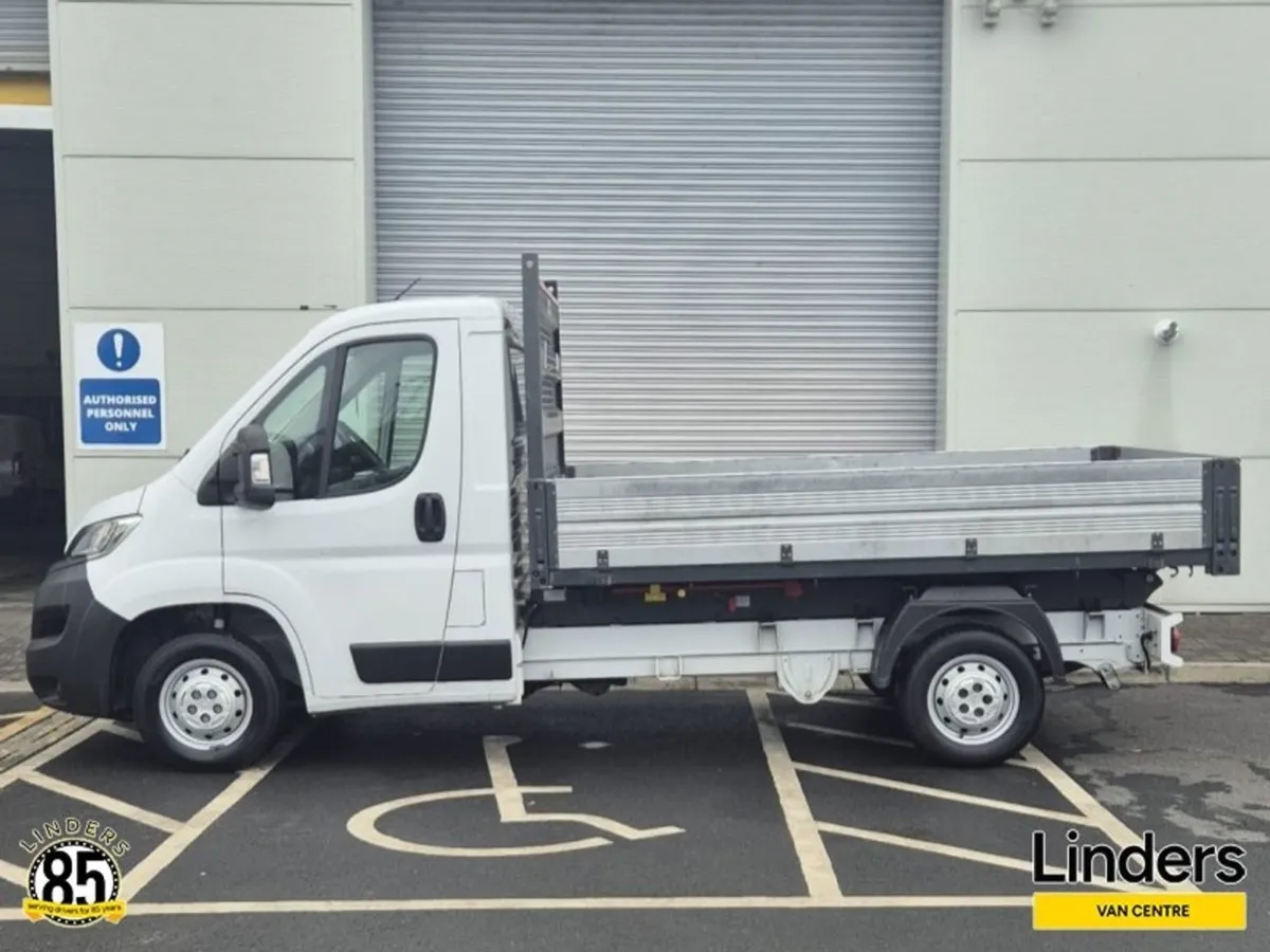 Opel Movano 3.5t Tipper - 1 Owner - Image 3