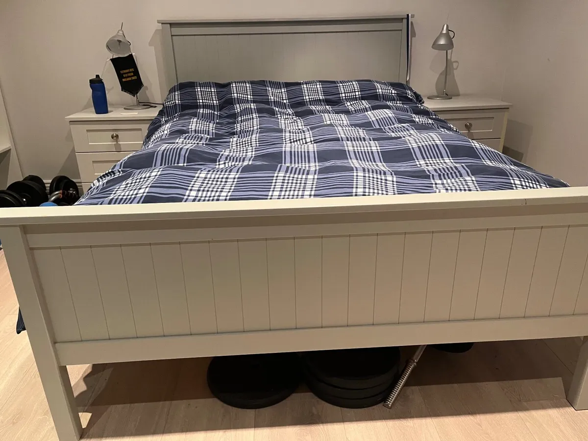 Bed - Image 3
