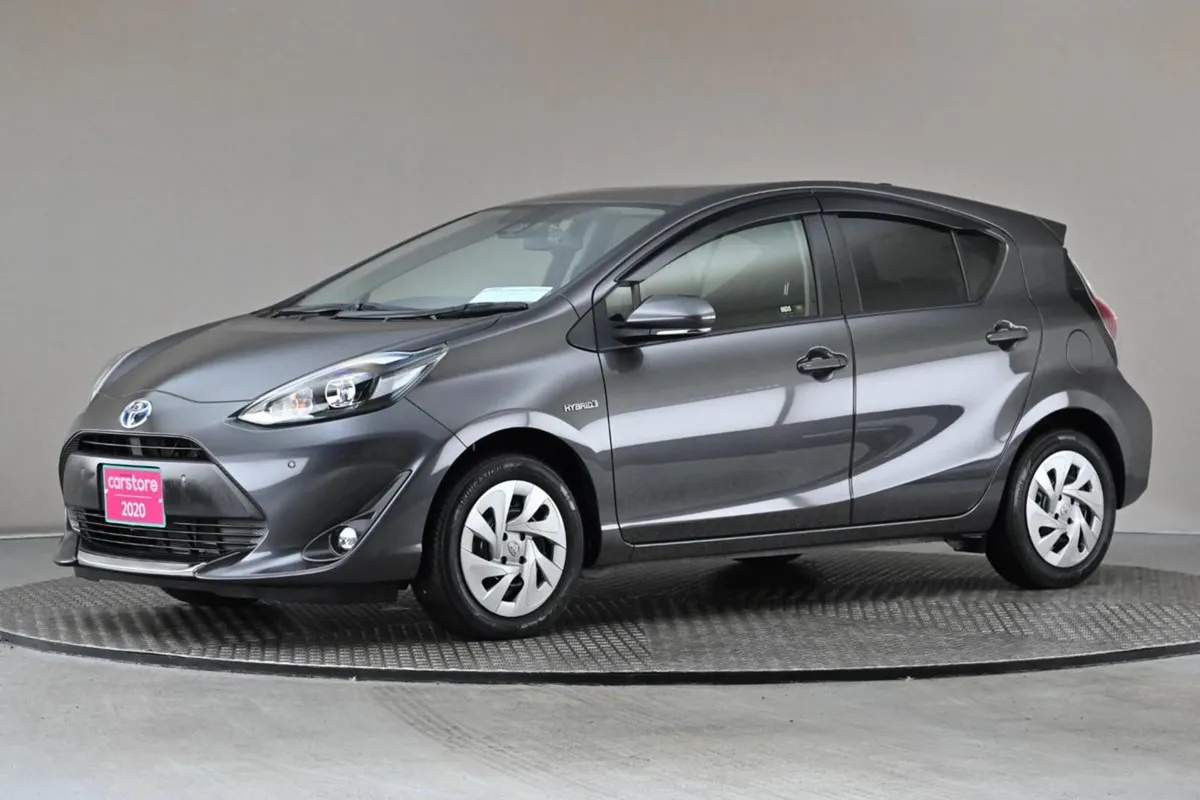 Toyota Aqua 1.5 Vvt-i Hybrid  android Car Player - Image 4