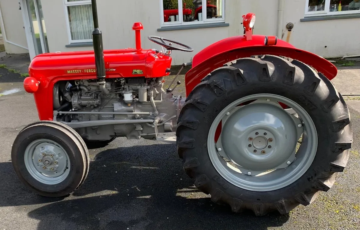 Massey Ferguson 35X - Image 2