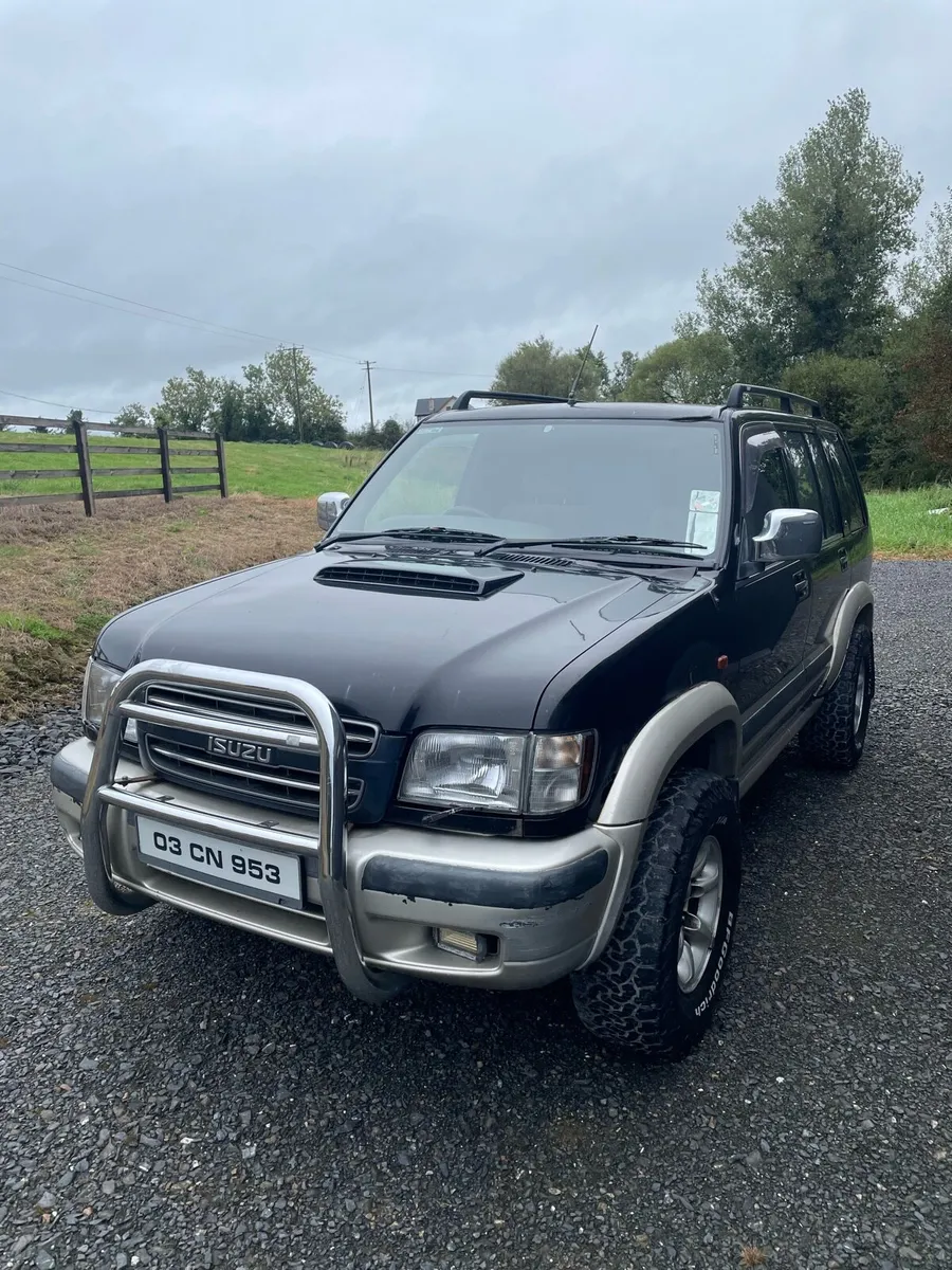 ISUZU TROOPER - Image 2