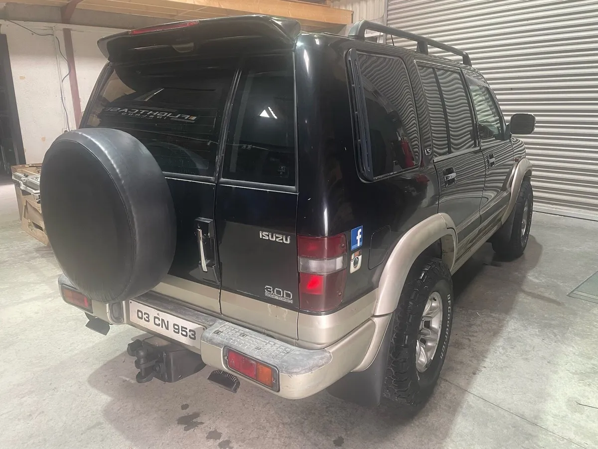 ISUZU TROOPER - Image 4