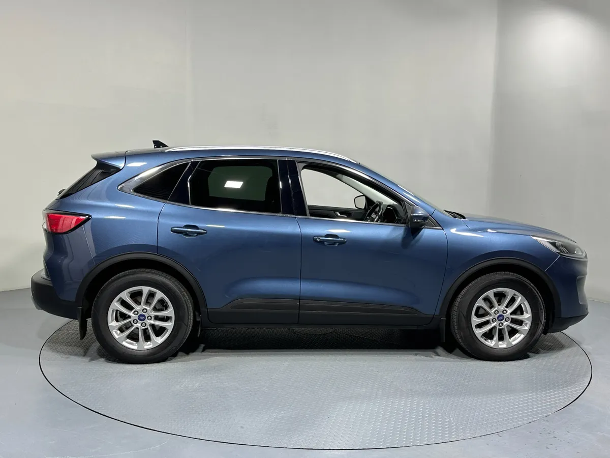 Ford Kuga Titanium 1.5 Tdci 202 - Image 4