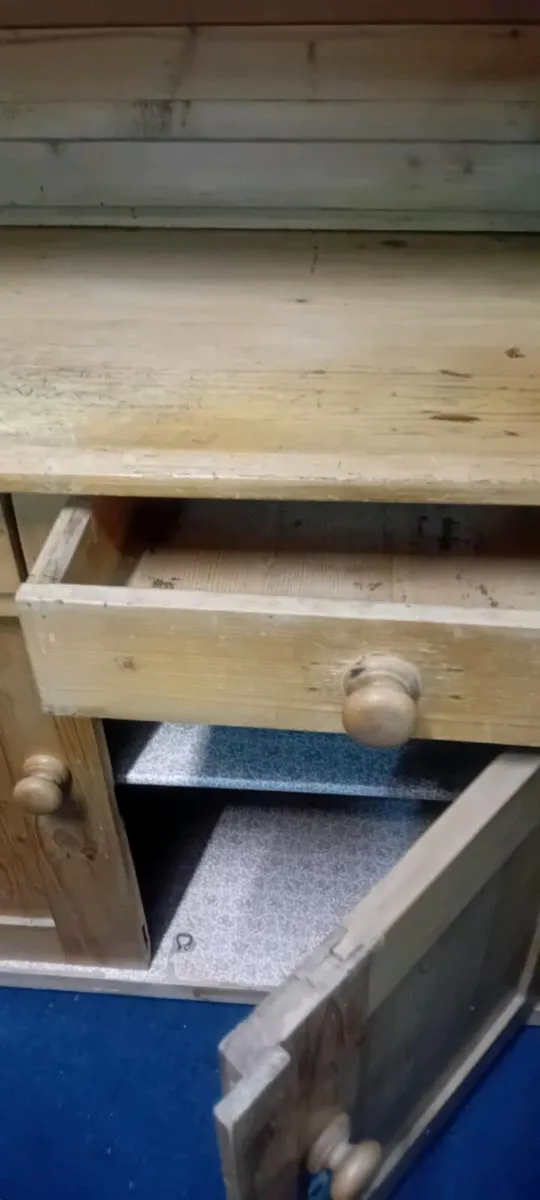 Victorian Pine Kitchen Cupboard - Image 3
