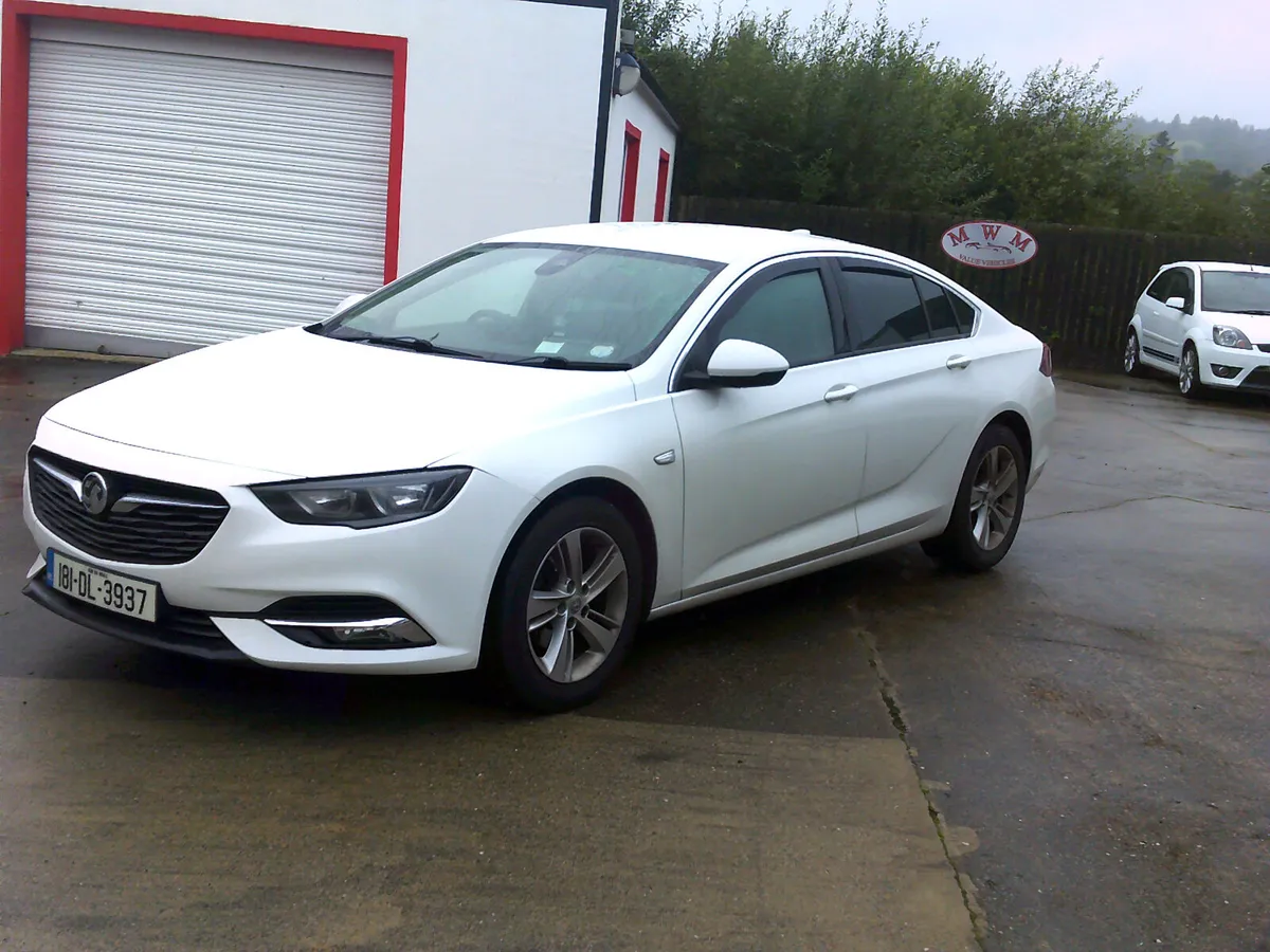 Vauxhall Insignia 2018 - Image 3