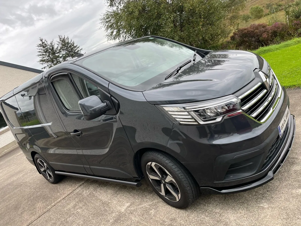 Renault trafic (no vat) - Image 1