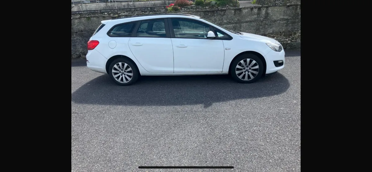 Opel Astra 1.7 Dsl, Estate,2013 - Image 2